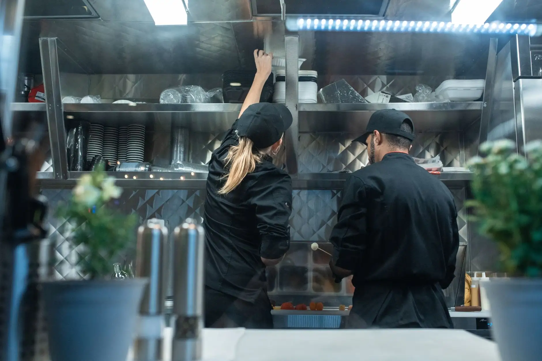 企事业单位食堂餐饮托管运营的标准化流程与质量管控要点正文配图 1