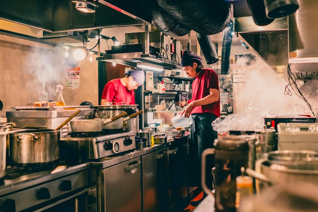 广西餐饮管理行业观察：企事业单位食堂运营的标准化趋势与实践要点